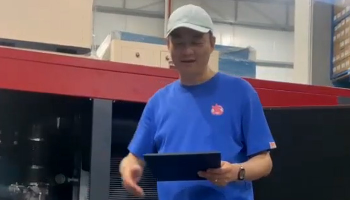 90kwエアコンプレッサー